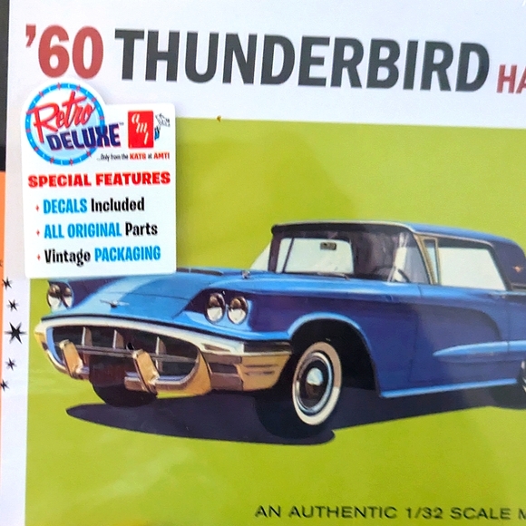 Vintage Retro DELUXE AMT '60 THUNDERBIRD | Hardtop 1/32 Scale Model Kit | SEALED - Picture 3 of 5